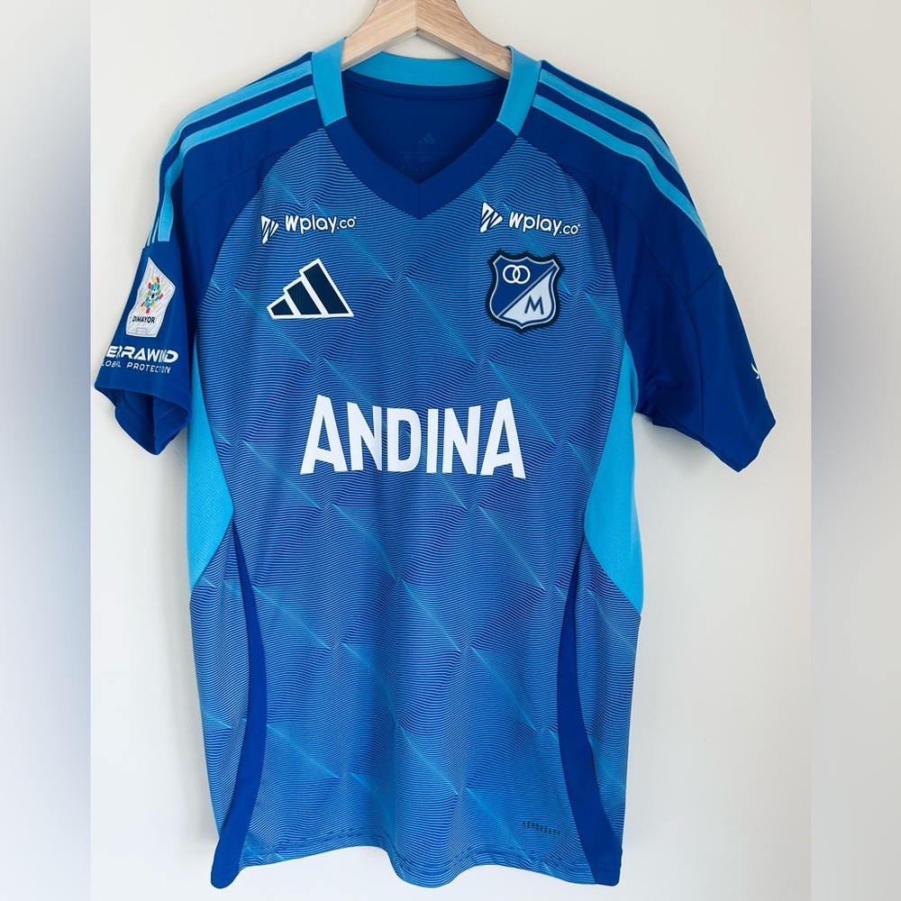 MILLONARIOS F.C 2025 LEO CASTRO MATCH ISSUED AUTHENTIC ADIDAS SHIRT MEDIUM.